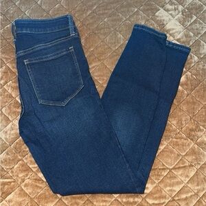 GAP Skinny Jeans 4/27L